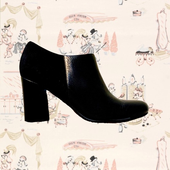 Naturalizer Rainy Booties - Picture 3 of 7